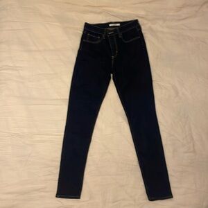 Levi Jeans size 28
